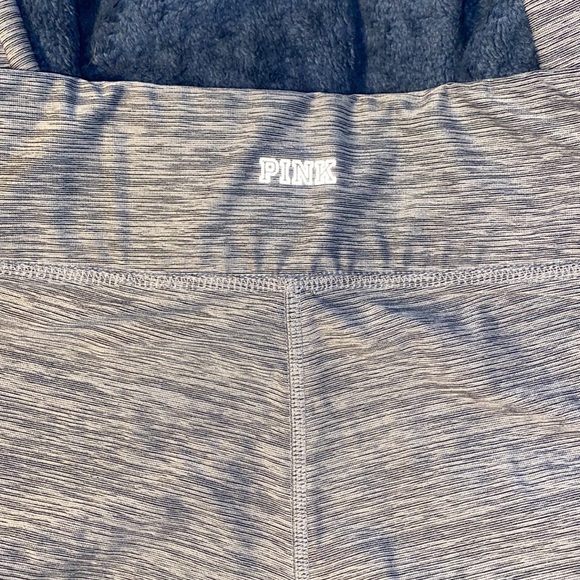 PINK Ultimate Leggings Size M by Victoria’s Secret - Picture 4 of 5